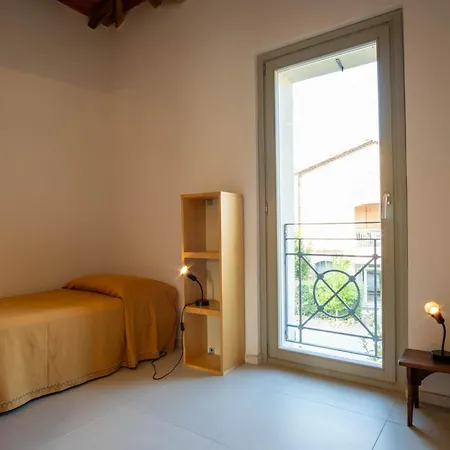 Guesthost - Lisignano Cozy With Parking Agazzano